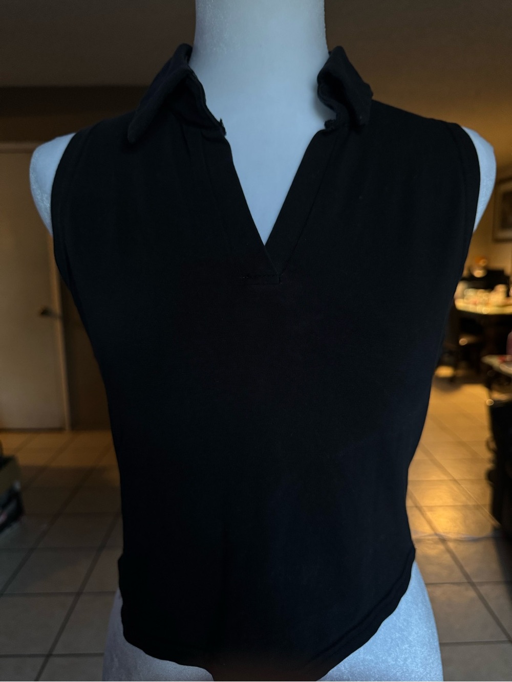 Women's Black Sleeveless V-Neck Polo Tank Top